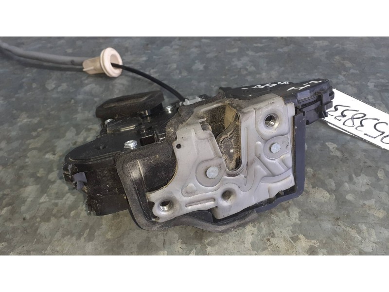 Recambio de cerradura puerta delantera izquierda para seat ibiza kj referencia OEM IAM 10B837015B 5 PINES ELECTRICA