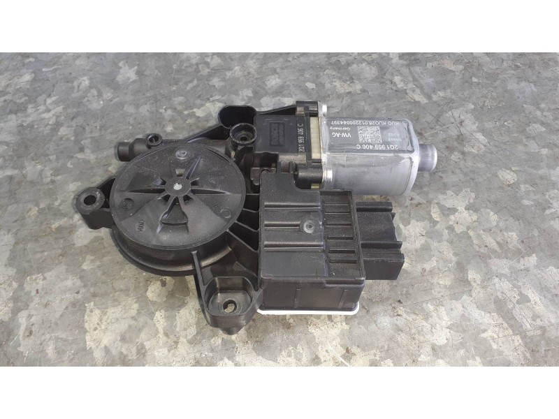Recambio de motor elevalunas delantero derecho para seat ibiza kj referencia OEM IAM 2Q1959406C 6 PINES 0130822064