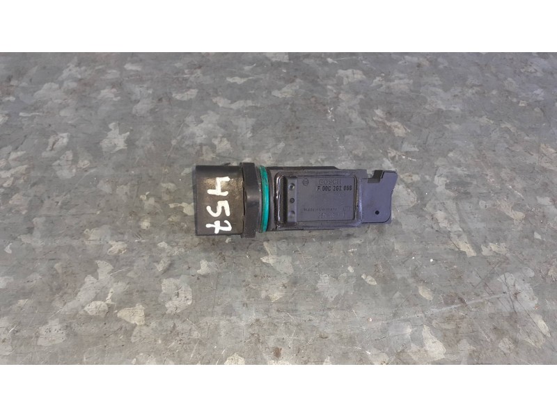 Recambio de caudalimetro para mercedes-benz clase c (w203) berlina referencia OEM IAM F00C262068  5 PINES