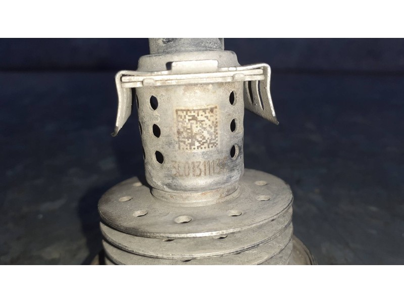 Recambio de inyector para volkswagen sharan (7n1) referencia OEM IAM 3C0131113C  