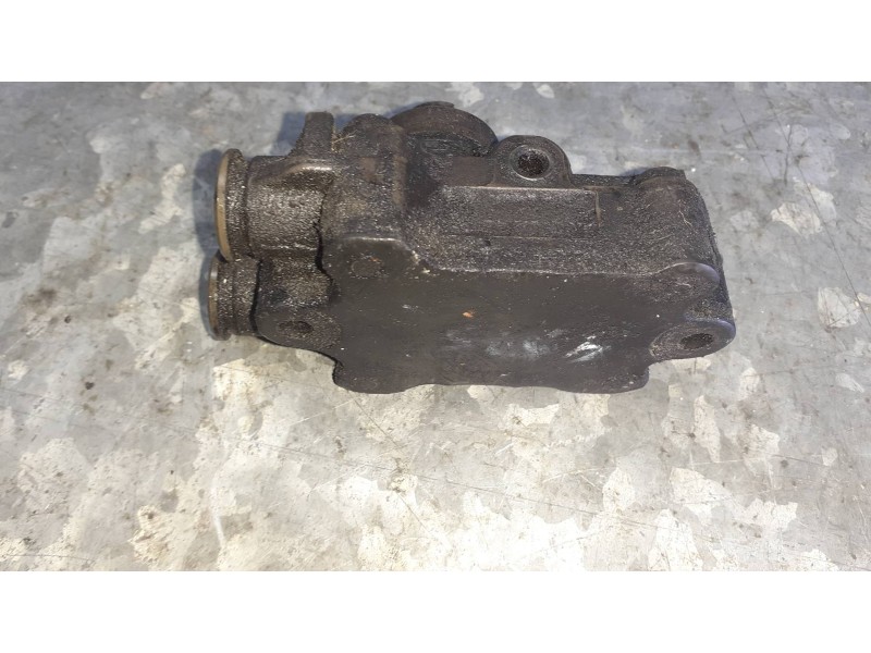 Recambio de bomba combustible para mercedes-benz clase c (w203) berlina referencia OEM IAM 0440020027  