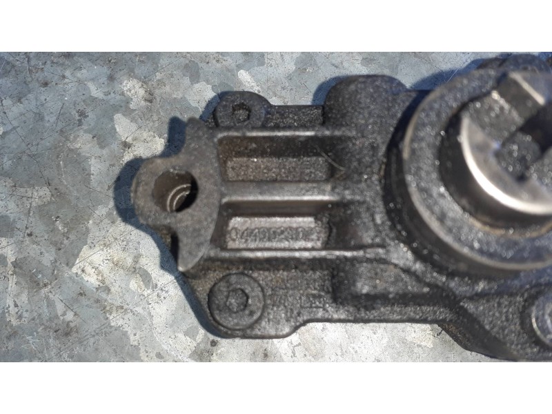 Recambio de bomba combustible para mercedes-benz clase c (w203) berlina referencia OEM IAM 0440020027  