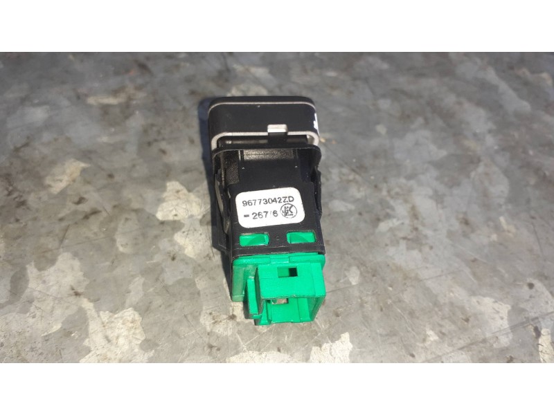 Recambio de interruptor para citroen c-elysée referencia OEM IAM 96773042ZD  CONTROL TRACCION/ESP