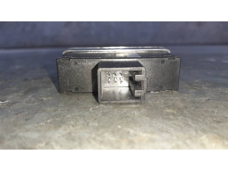 Recambio de warning para volkswagen sharan (7n1) referencia OEM IAM 7N0953509B  6 PINES