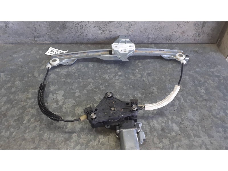 Recambio de elevalunas delantero derecho para citroen c-elysée referencia OEM IAM 9674412380 430100E0 ELECTRICO