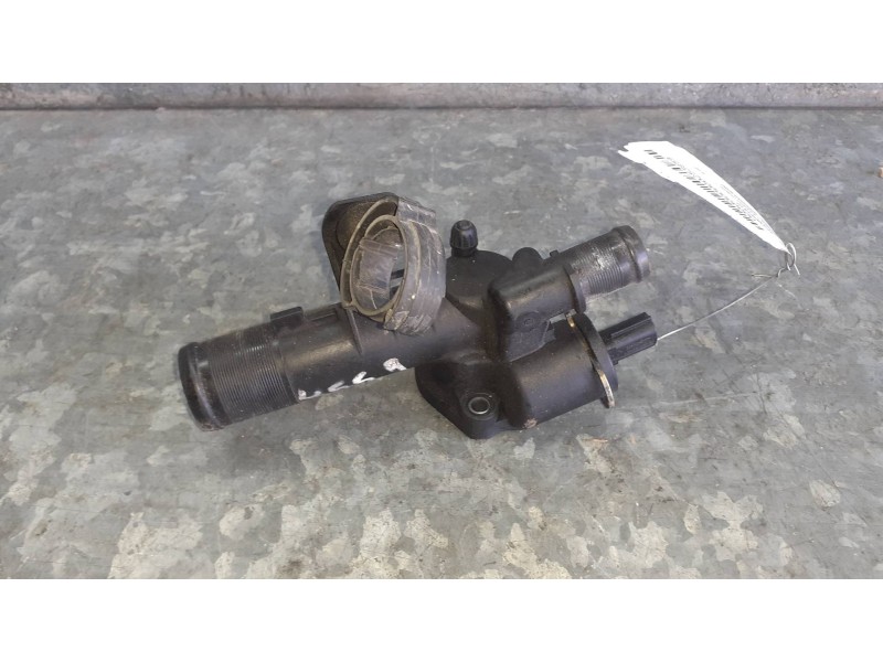 Recambio de termostato para renault kangoo (f/kc0) referencia OEM IAM 8200654328C  2 PINES
