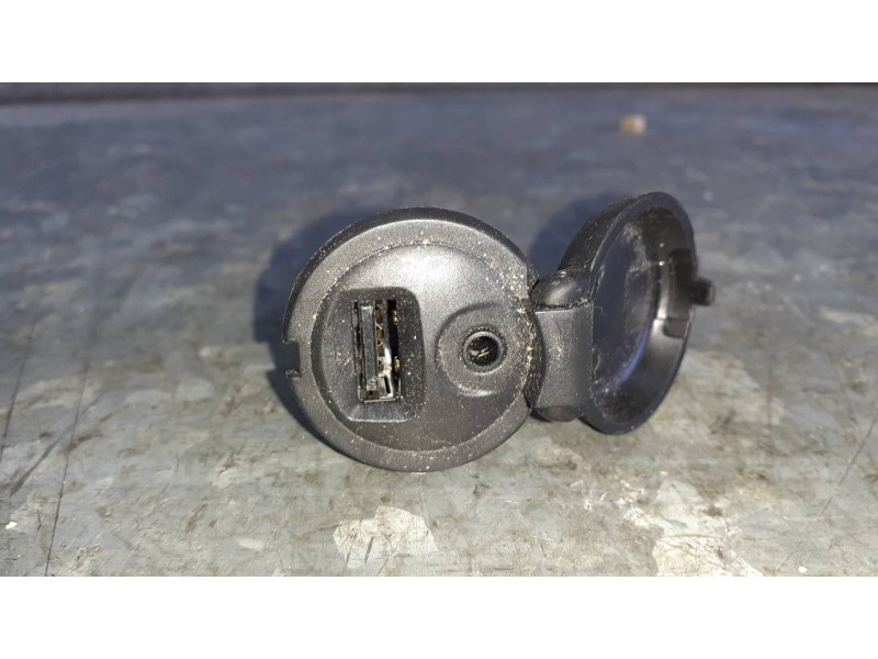 Recambio de modulo electronico para citroen c-elysée referencia OEM IAM 96645227XT AUX/USB 4+3 PINES