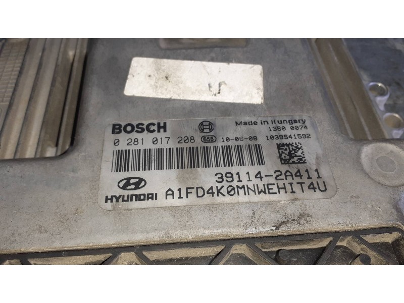 Recambio de centralita motor uce para hyundai i30cw referencia OEM IAM 391142A411  0281017208