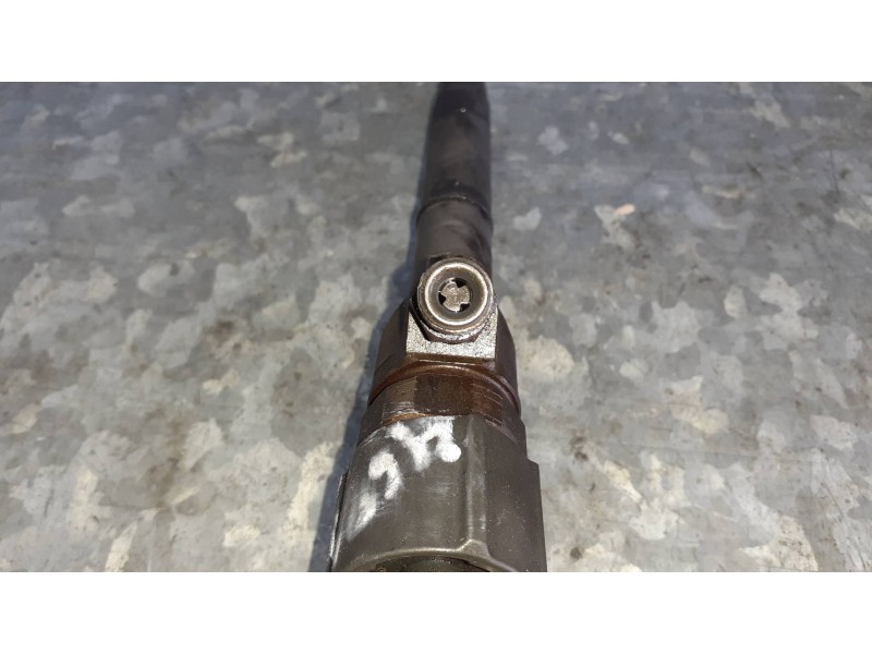 Recambio de inyector para hyundai i30cw referencia OEM IAM 0445110320 2 PINES BOSCH