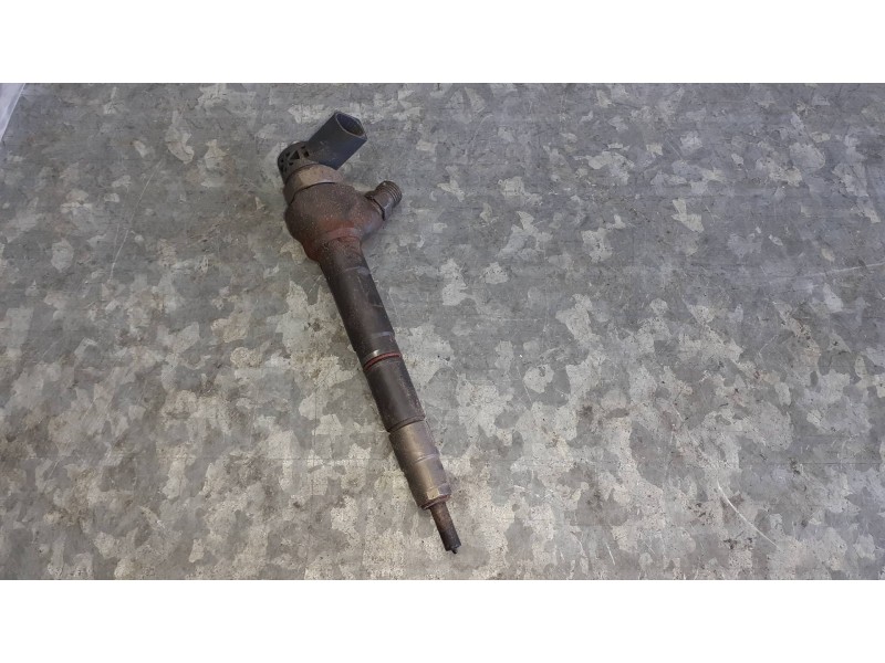 Recambio de inyector para volkswagen sharan (7n1) referencia OEM IAM 03L130277J  2 PINES