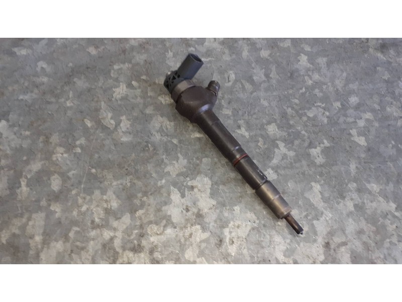 Recambio de inyector para volkswagen sharan (7n1) referencia OEM IAM 03L130277J  2 PINES
