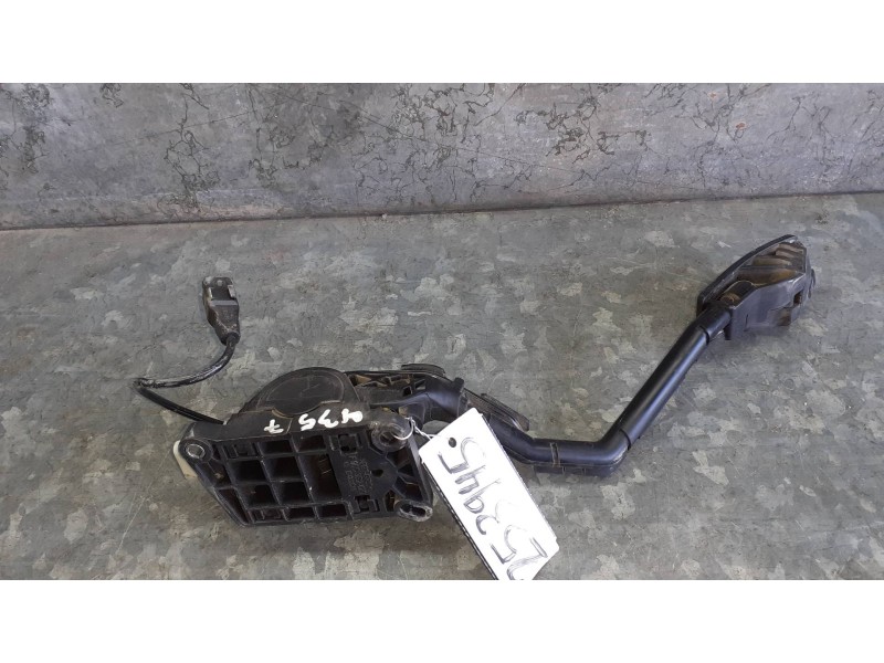 Recambio de pedal acelerador para peugeot 407 referencia OEM IAM 9650341780  2 PINES