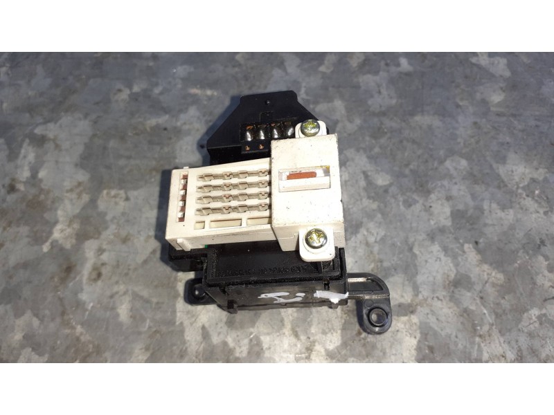 Recambio de mando retrovisor para hyundai i30cw referencia OEM IAM   