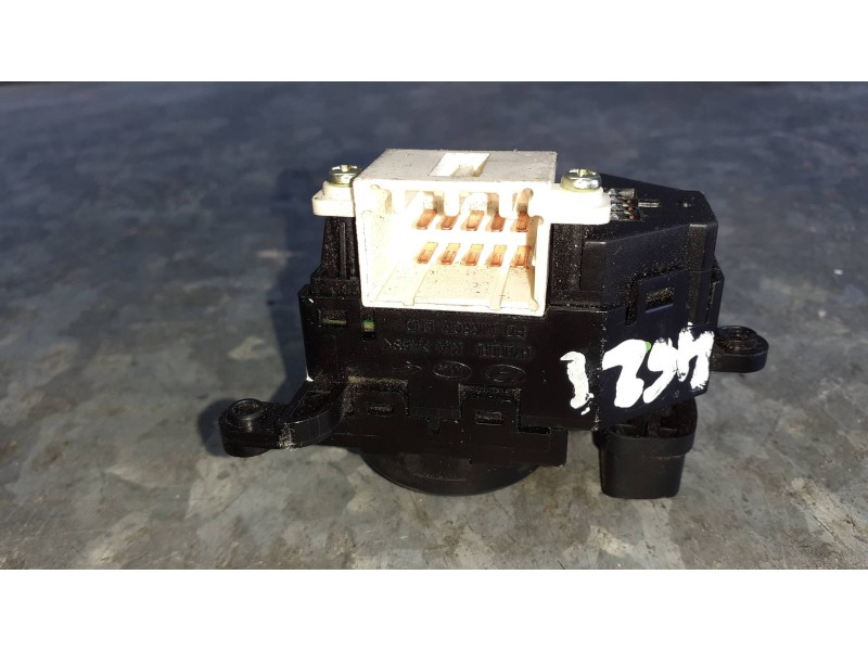 Recambio de mando retrovisor para hyundai i30cw referencia OEM IAM   