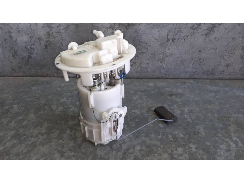 Recambio de aforador para citroen c-elysée referencia OEM IAM 9674466680  4 PINES