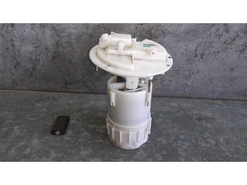 Recambio de aforador para citroen c-elysée referencia OEM IAM 9674466680  4 PINES