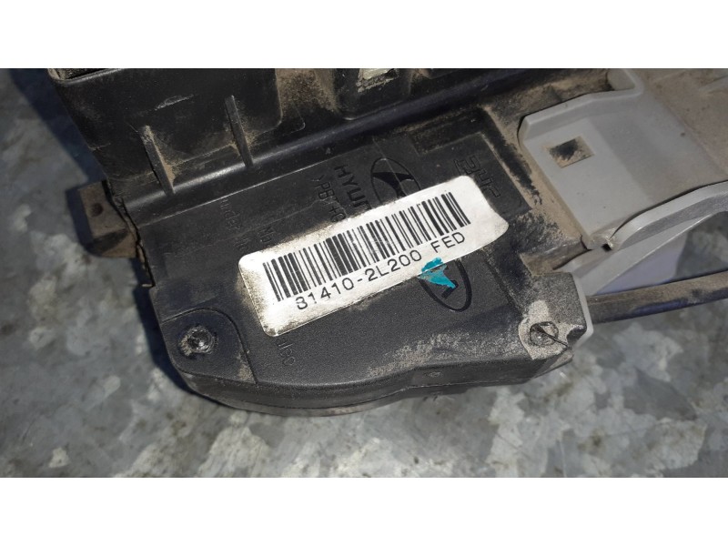 Recambio de cerradura puerta trasera izquierda para hyundai i30cw referencia OEM IAM 814102L200 4 PINES ELECTRICA
