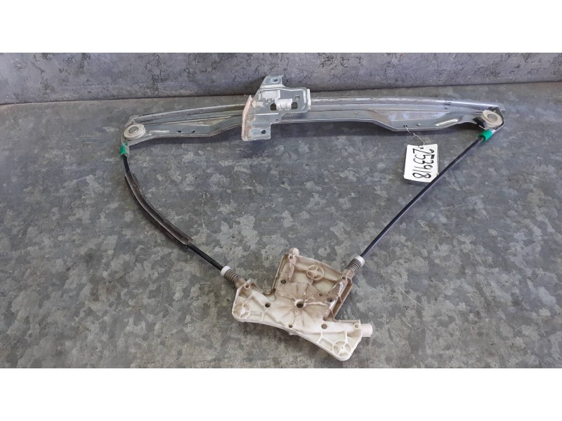 Recambio de elevalunas delantero derecho para peugeot 407 referencia OEM IAM 9644893480  ELECTRICO