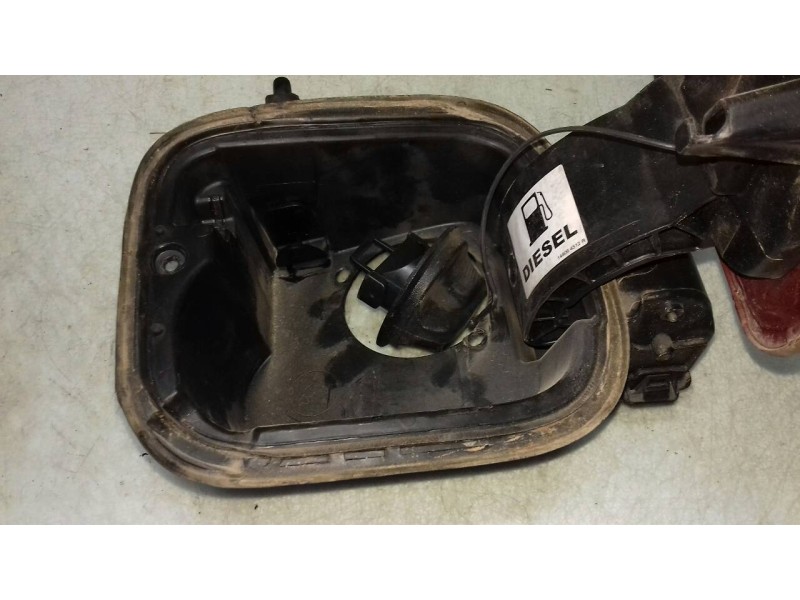 Recambio de tapa exterior combustible para renault captur xmod referencia OEM IAM 781208860R 148064512R 