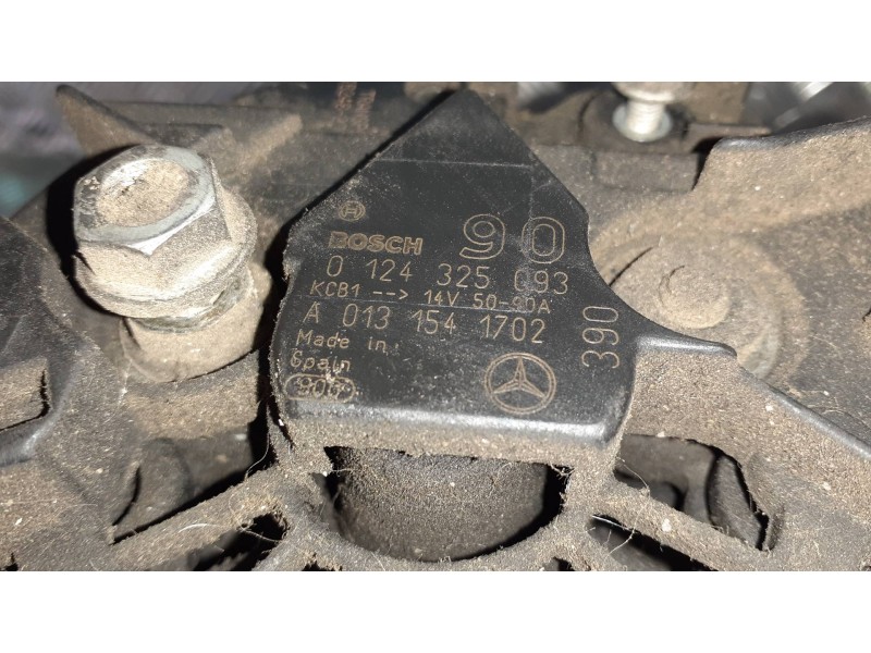 Recambio de alternador para mercedes-benz sprinter 02.00  caja cerrada referencia OEM IAM A0131541702 0124325093 90A