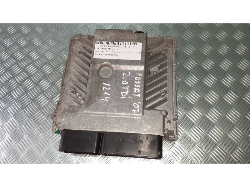 Recambio de centralita motor uce para volkswagen passat berlina (3c2) advance referencia OEM IAM 03G906018CE  