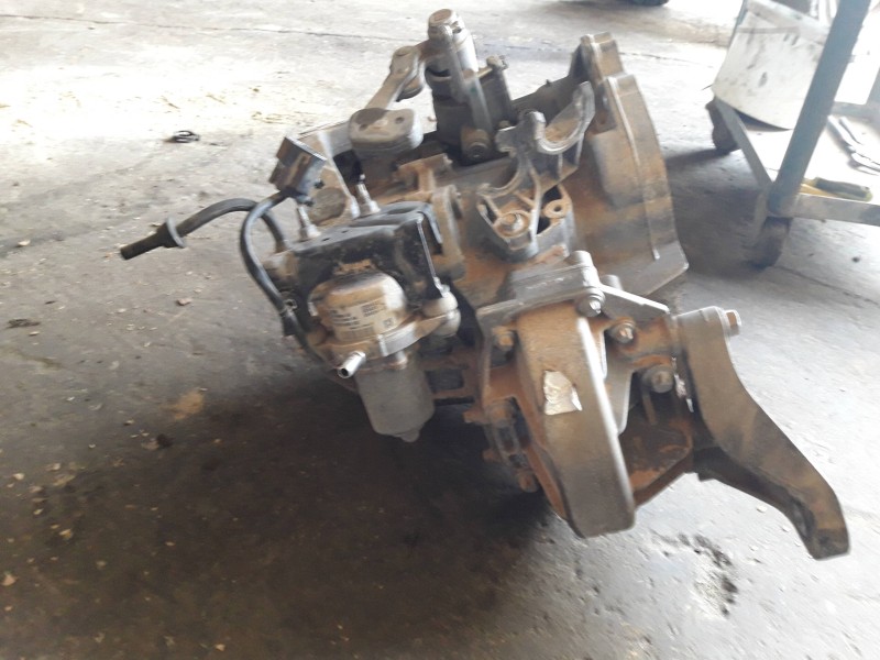 Recambio de caja cambios para opel mokka referencia OEM IAM   