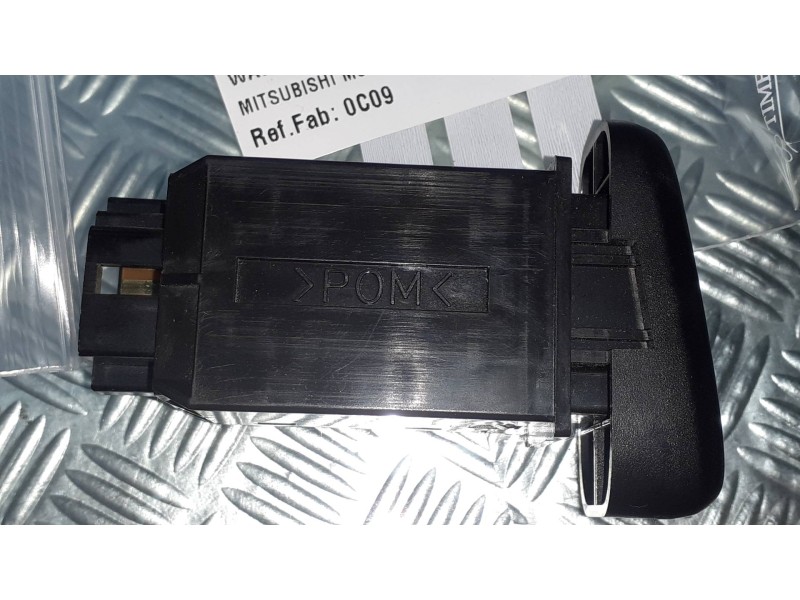 Recambio de warning para mitsubishi montero pinin (h60/h70) 1800 gdi (3-ptas.) referencia OEM IAM 0C09  