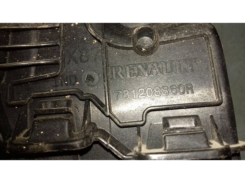 Recambio de tapa exterior combustible para renault captur xmod referencia OEM IAM 781208860R 148064512R 