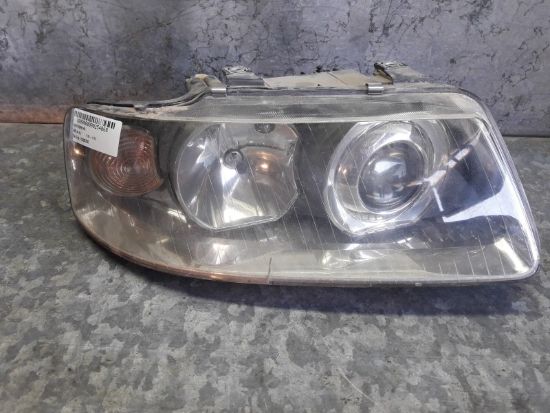 Recambio de faro derecho para audi a3 (8l) referencia OEM IAM 15390200 RE153896 