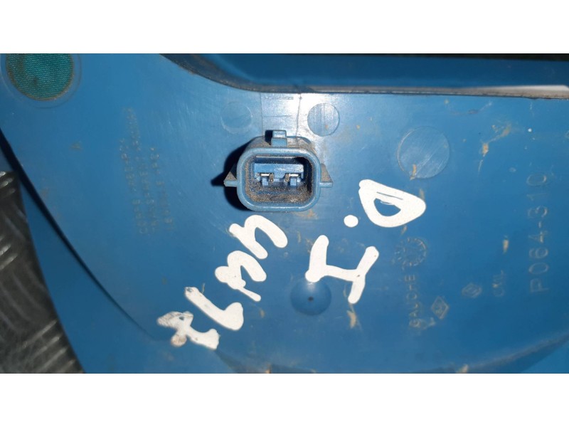 Recambio de piloto delantero izquierdo para renault zoe referencia OEM IAM 266059193R  