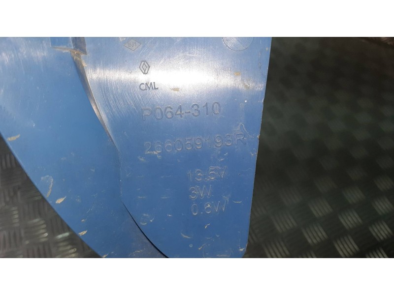 Recambio de piloto delantero izquierdo para renault zoe referencia OEM IAM 266059193R  