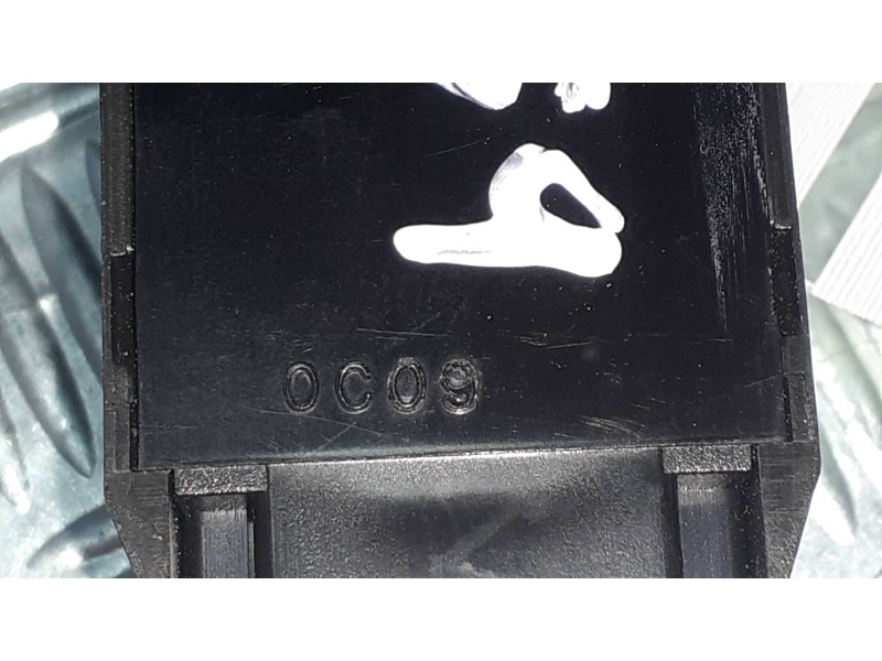 Recambio de warning para mitsubishi montero pinin (h60/h70) 1800 gdi (3-ptas.) referencia OEM IAM 0C09  