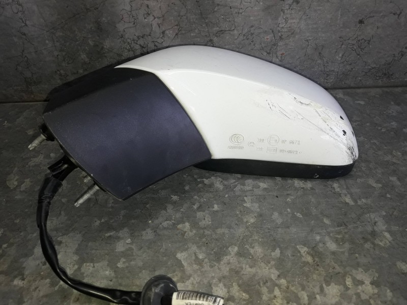 Recambio de retrovisor izquierdo para opel mokka referencia OEM IAM A064480 95243716 