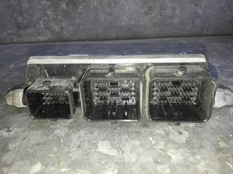 Recambio de centralita motor uce para citroen c-elysée referencia OEM IAM 9811545080 162691266 V29059263A