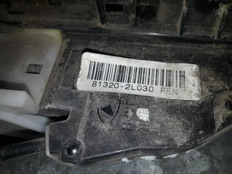 Recambio de cerradura puerta delantera derecha para hyundai i30cw referencia OEM IAM 813202L030  