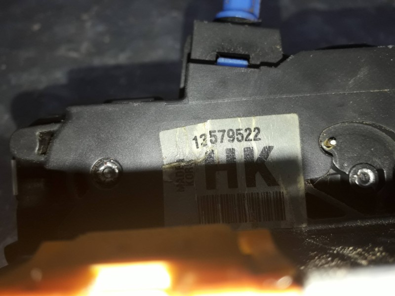 Recambio de cerradura puerta delantera izquierda para opel mokka referencia OEM IAM 13579522  