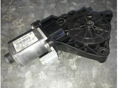 Recambio de motor elevalunas delantero derecho para hyundai i30cw referencia OEM IAM 824602R000 0130822543 BOSCH 2