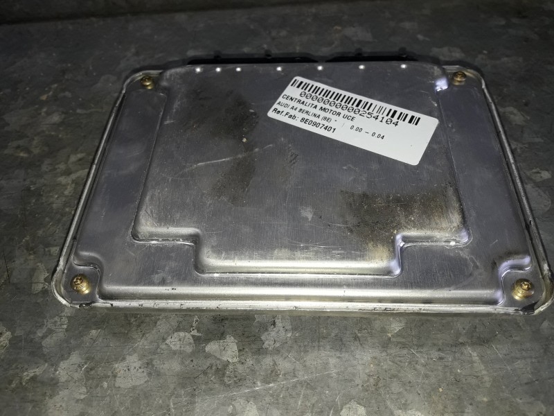 Recambio de centralita motor uce para audi a4 berlina (8e) referencia OEM IAM 8E0907401 0281010492 BOSCH