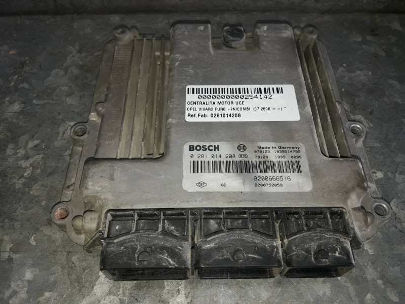 Recambio de centralita motor uce para opel vivaro furgón/combi (07.2006 =>) referencia OEM IAM 0281014208 8200666516 78123133506