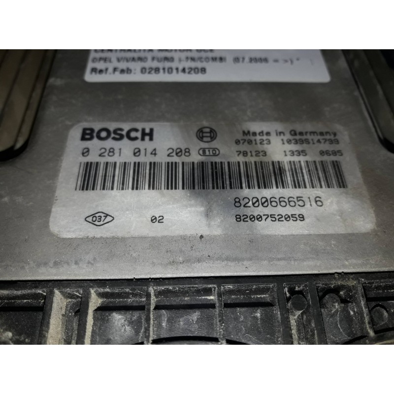 Recambio de centralita motor uce para opel vivaro furgón/combi (07.2006 =>) referencia OEM IAM 0281014208 8200666516 78123133506