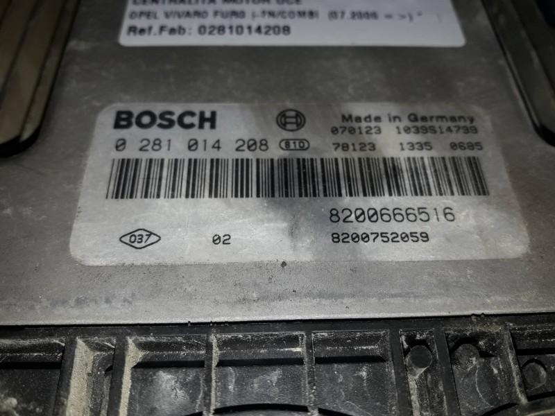 Recambio de centralita motor uce para opel vivaro furgón/combi (07.2006 =>) referencia OEM IAM 0281014208 8200666516 78123133506
