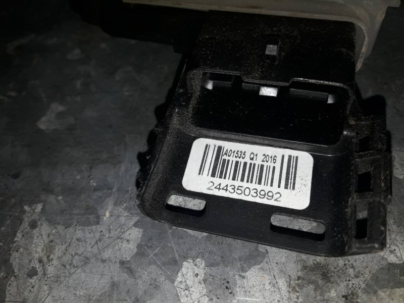 Recambio de cerradura puerta delantera derecha para citroen c-elysée referencia OEM IAM 4396M1046I3 16943326 190271