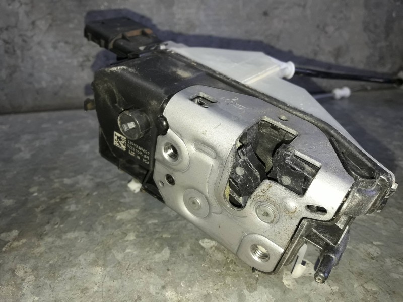 Recambio de cerradura puerta delantera derecha para citroen c-elysée referencia OEM IAM 4396M1046I3 16943326 190271