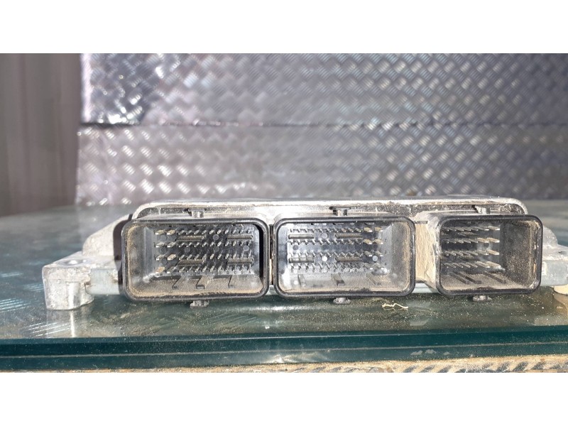 Recambio de centralita motor uce para renault zoe referencia OEM IAM 237D40254R A2C12198003 237D40054R