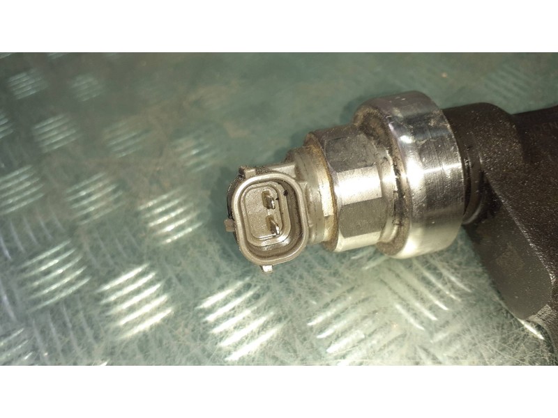 Recambio de inyector para opel meriva blue line referencia OEM IAM 8973138613 CONECTOR 2 PINES DENSO