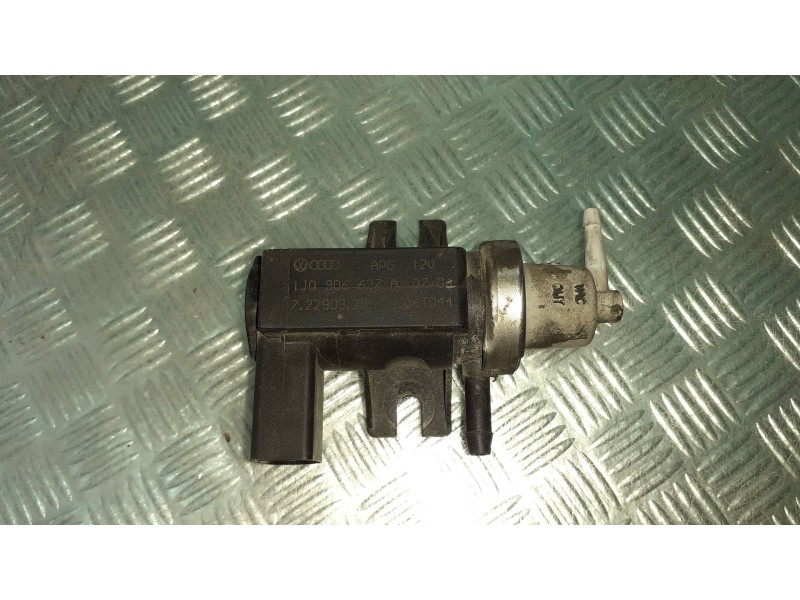 Recambio de valvula aire adicional para volkswagen lt caja cerrada / combi (mod. 1997) referencia OEM IAM 1J0906627A  2 PINES
