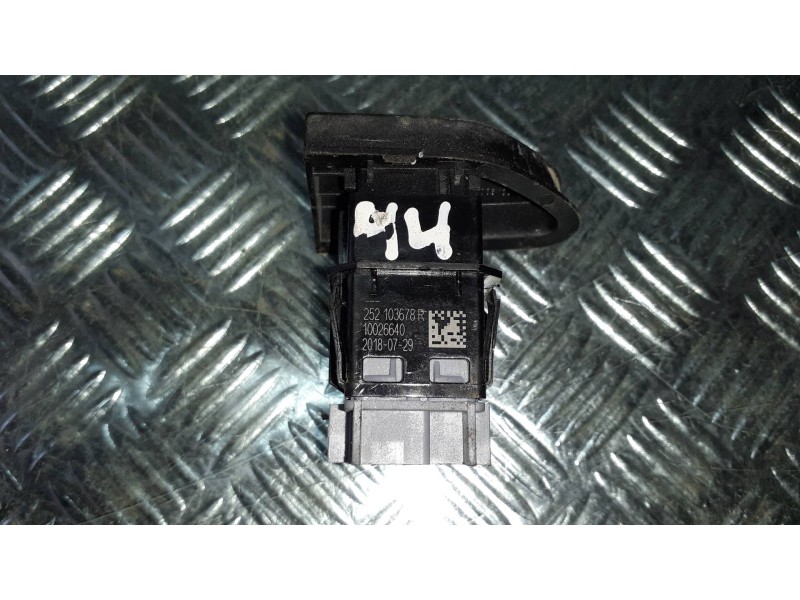 Recambio de mando bloqueo puertas para renault zoe referencia OEM IAM 252103678R  5 PINES