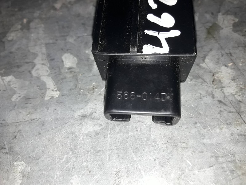 Recambio de interruptor para toyota avensis berlina (t25) referencia OEM IAM 156795  