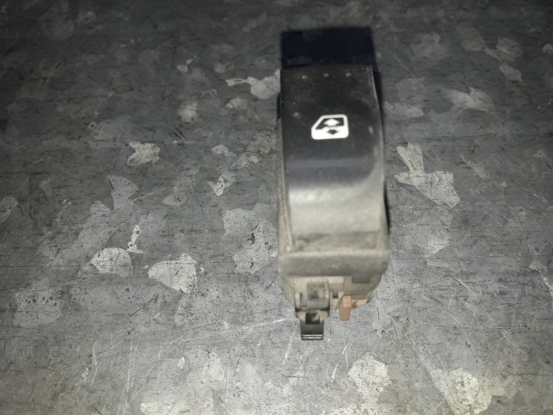 Recambio de mando elevalunas delantero derecho para opel vivaro furgón/combi (07.2006 =>) referencia OEM IAM 2648804 057321B 703