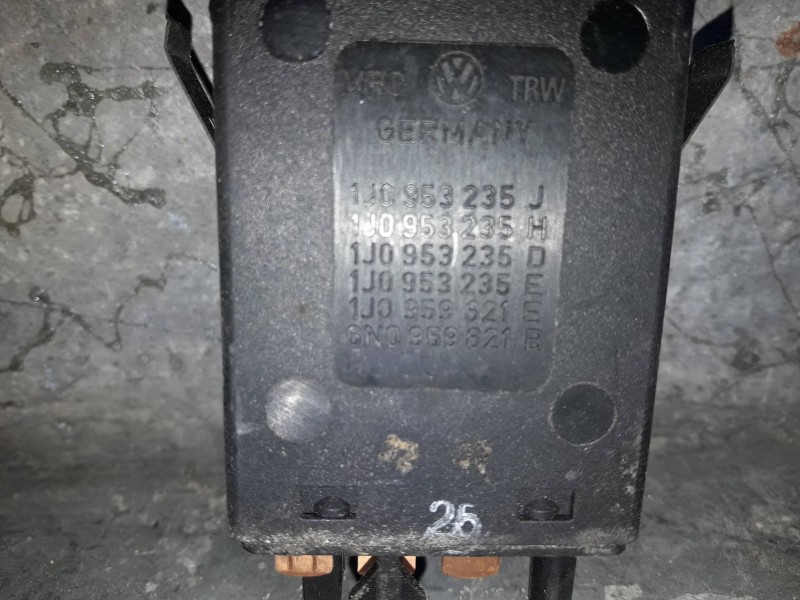 Recambio de interruptor para volkswagen golf iv berlina (1j1) referencia OEM IAM 1J0953235J 1J0959621E 6N0959621B